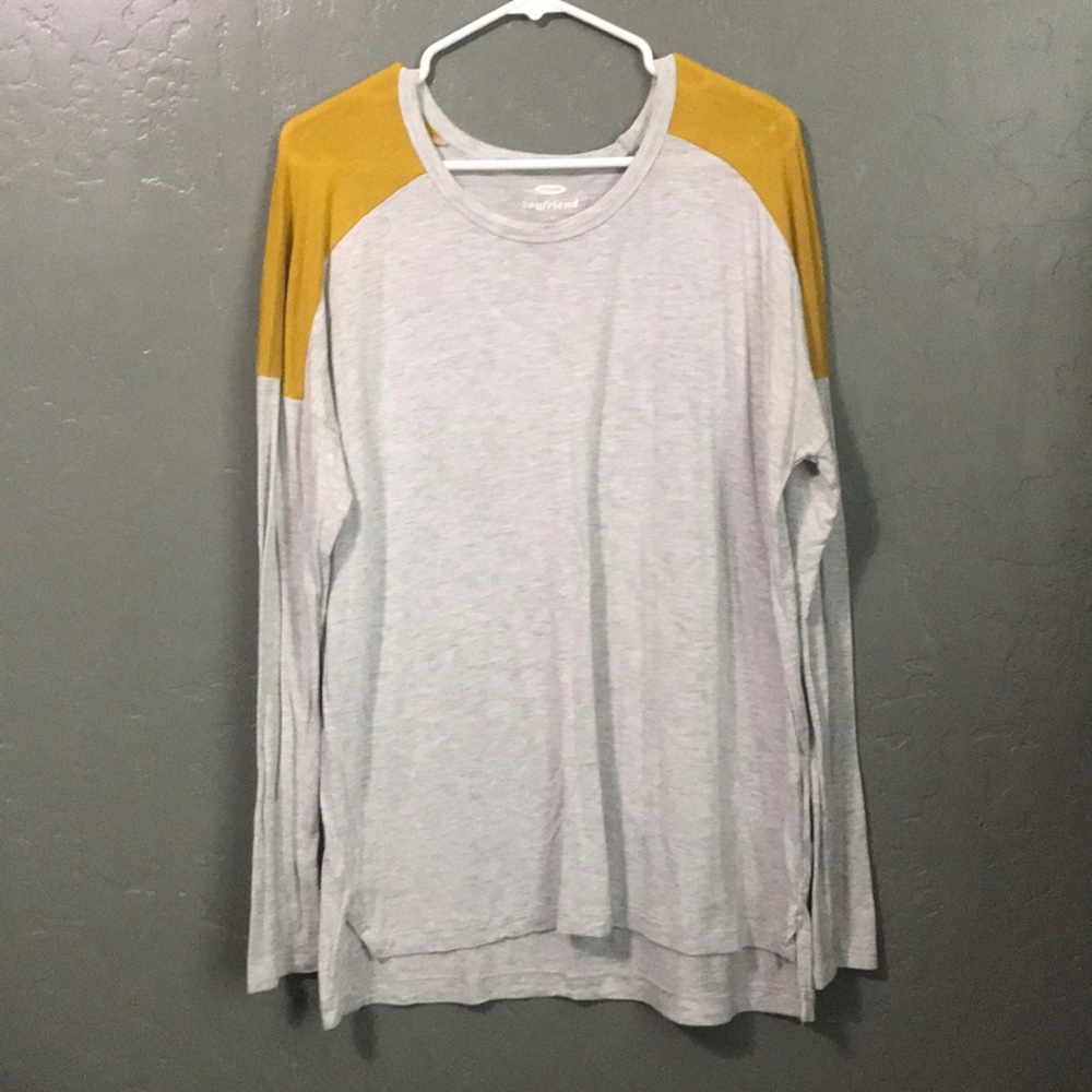 Old navy Long sleeve gray/mustard yellow top